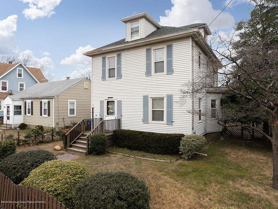 1st image of 526 Bentley Ave