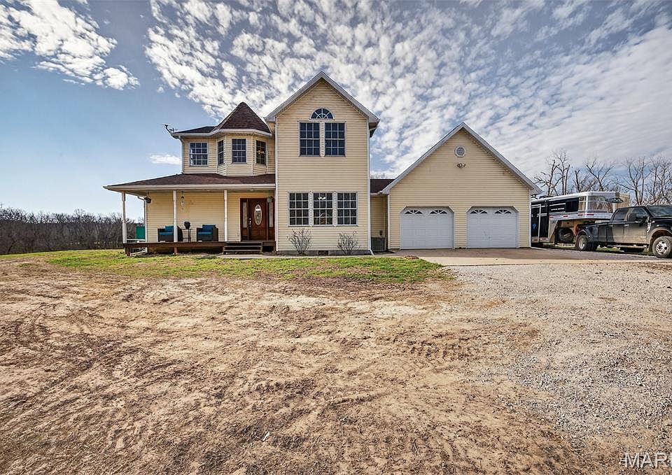 1st image of 33992 Garrett Rd