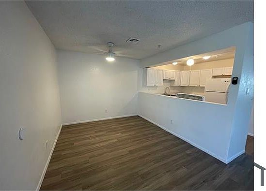 5th image of 651 E Commonwealth Ave APT 203