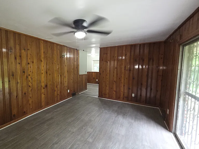 3224 Wesley Chapel Rd — Photo 4