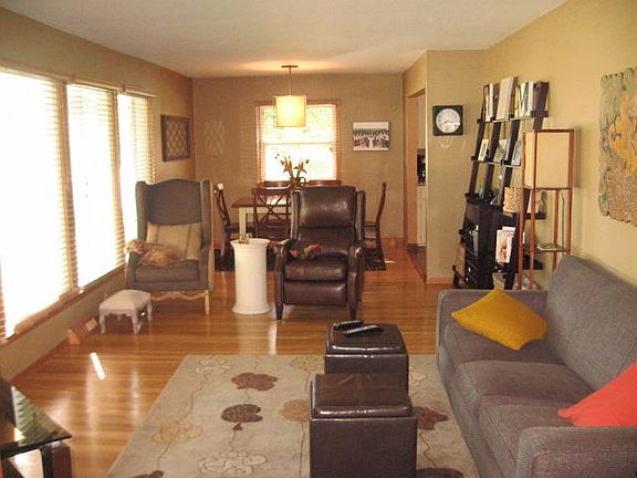 3rd image of 142 W Walters Dr