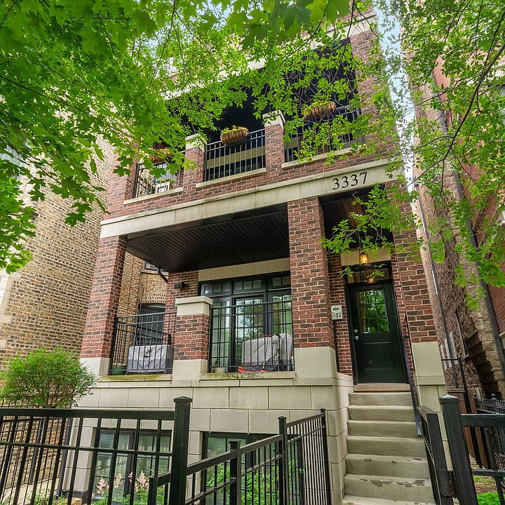 1st image of 3337 N Seminary Ave #2