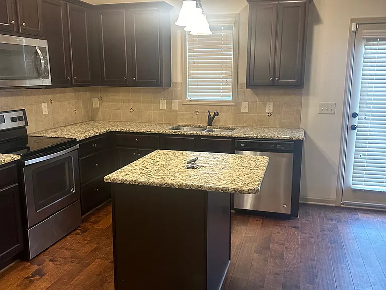 152 McDowell Pkwy — Photo 7