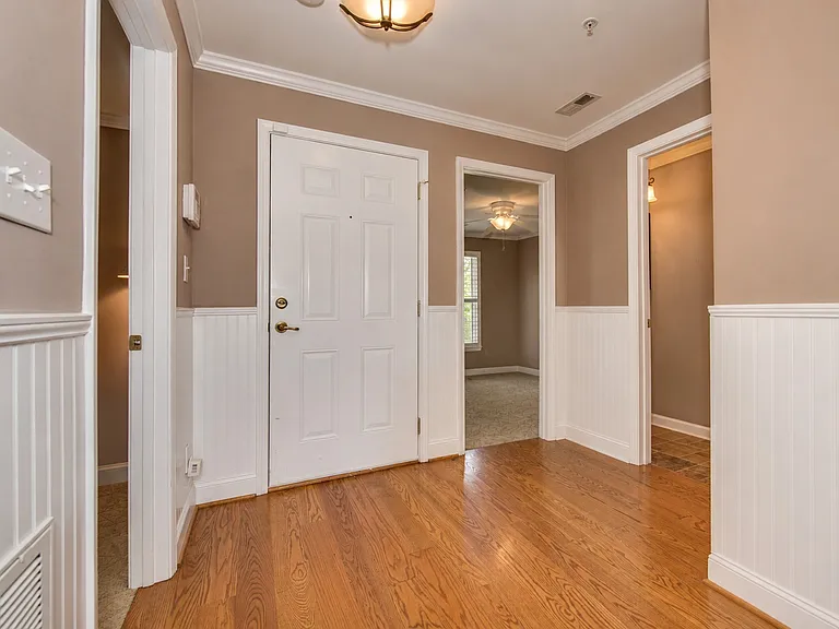 18521 Harborside Dr — Photo 4