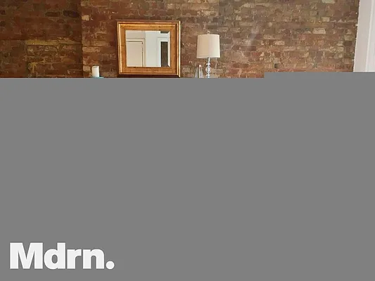 Rented by Mdrn Residential | media 28