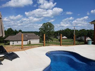 120 Lakes Dr S, Oxford, MS 38655
