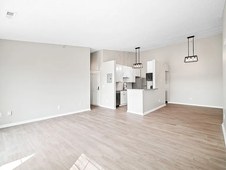 Cherry Tree Village Apartments — Photo 166