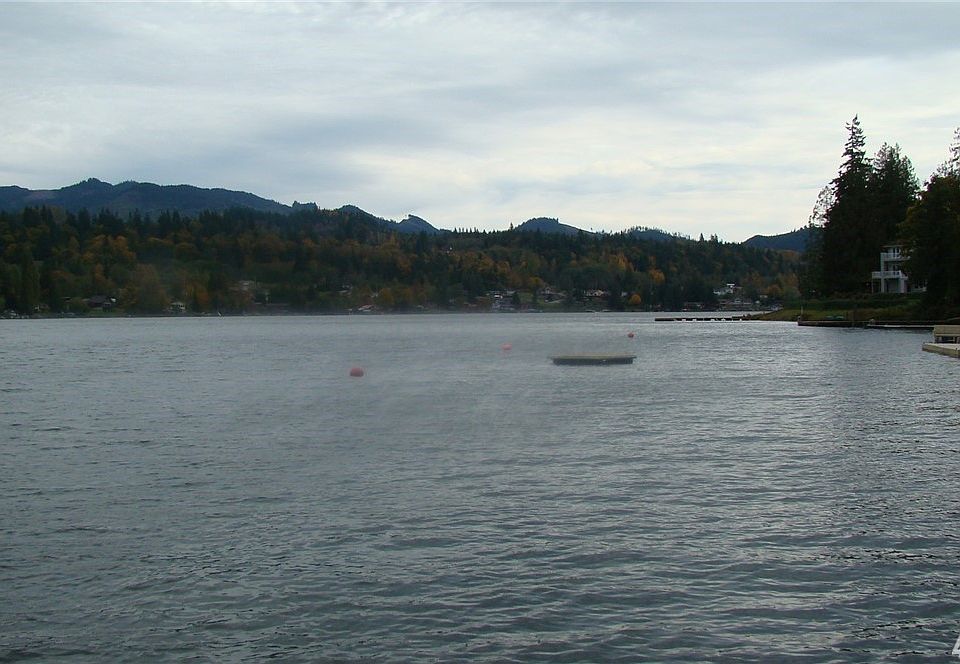 2nd image of 18527 W Big Lake Blvd
