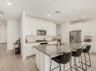 17729 W Fetlock Trail, Surprise, AZ 85387