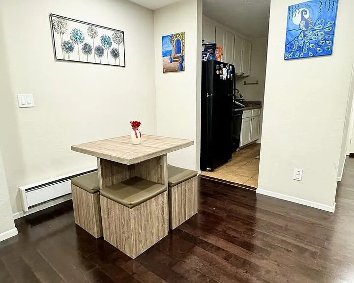 3300 Wolcott Cmn — Photo 23