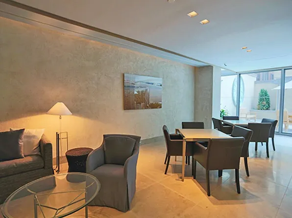 330 West 39th Street image 8 of 11