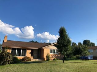 335 Commonwealth Ave, West Mifflin, PA 15122