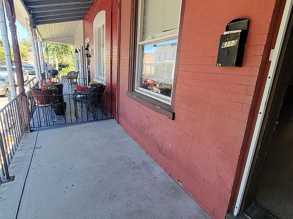 3rd image of 6113 N Beechwood St