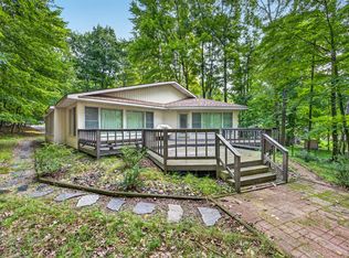 9855 Golf Port Dr, Stanwood, MI 49346
