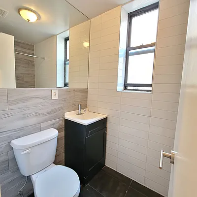 Rented by The Brokerage Group LLC | media 11