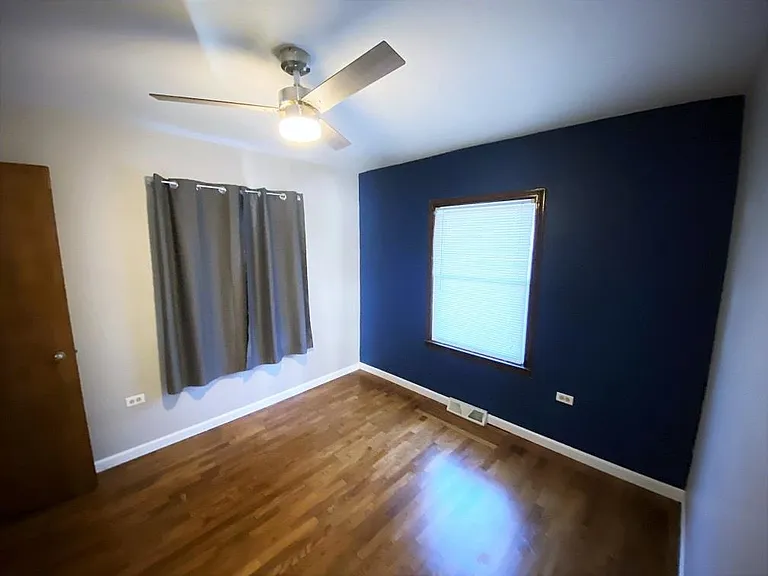 5925 Jefferson Ave — Photo 6