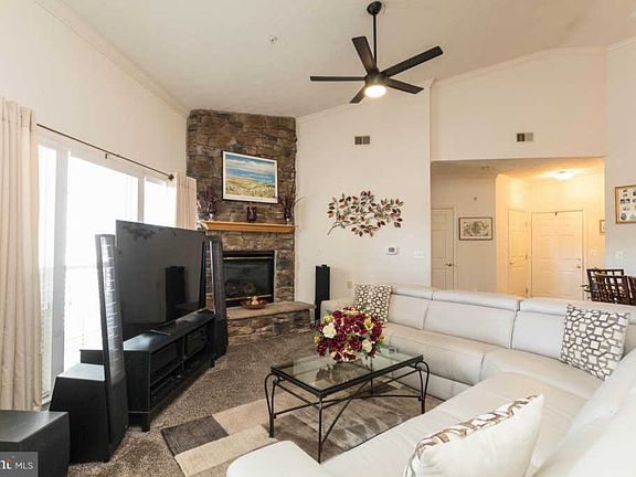5th image of 1118 Spalding Dr Unit 36