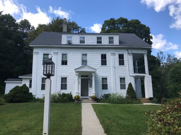 234 Armstrong Rd APT 4