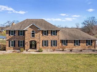 446 Burroughs Rd, Columbia, IL 62236