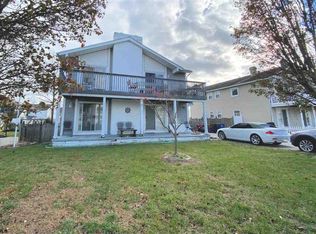 31 Lighthouse Dr, Brigantine, NJ 08203