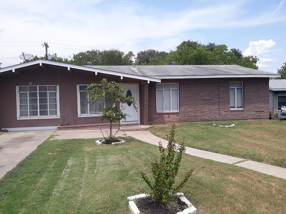1st image of 419 Pilgrim Dr