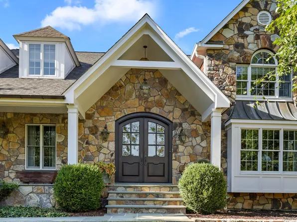 21 Adams Farm Road, Katonah, NY 10536