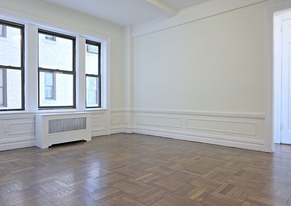 1st image of 250 W 85th St #9GG