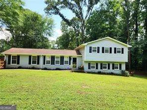4798 Mary Dale Ct, Lilburn, GA 30047