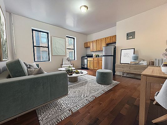 3rd image of 37 Payson Ave #4LL