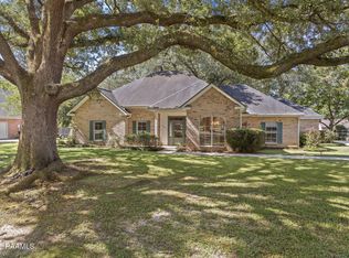 105 Kilbourne Cir, Carencro, LA 70520
