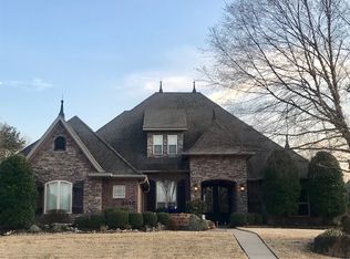 3443 E Hearthstone Dr, Fayetteville, AR 72764