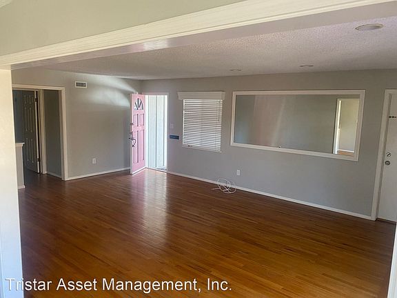 4th image of 5833 Lomond Dr