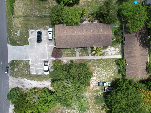 4537 Coconut Road, Lake Worth, FL 33461