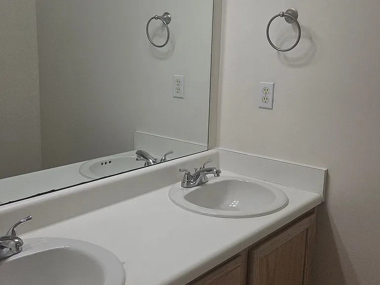 Double vanity