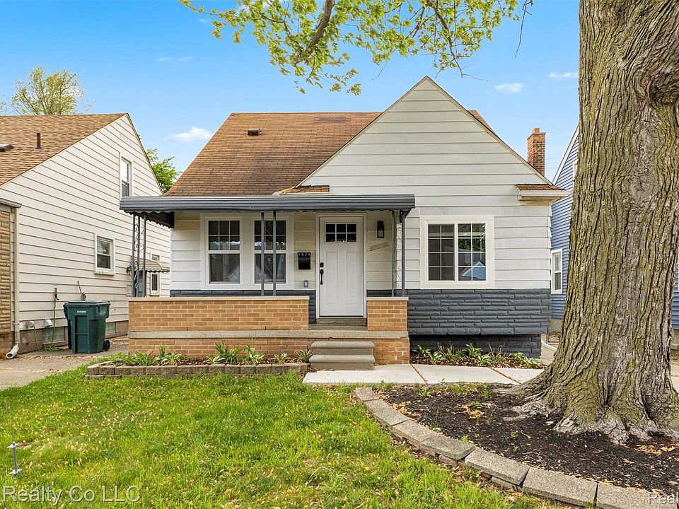 1st image of 1826 Pagel Ave