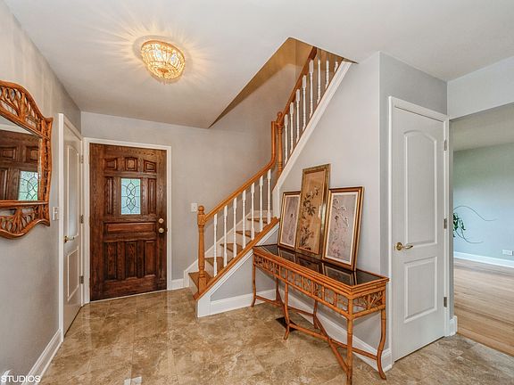 3rd image of 214 N Braintree Dr