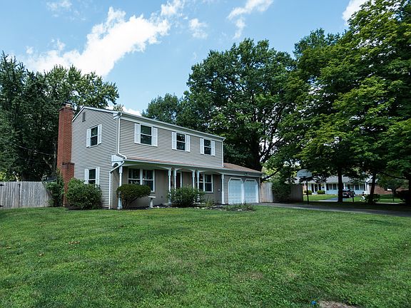 2nd image of 70 Longfellow Ave