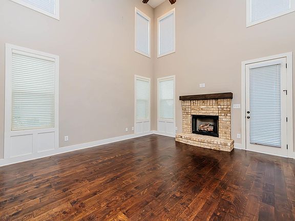 5th image of 112 Agriculture Ln