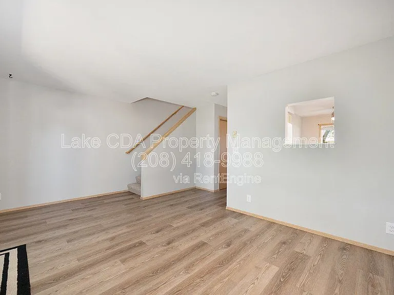 1611 E Montana Ave #C — Photo 13