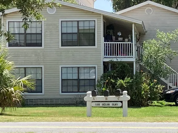 908 Ocean Blvd APT C, Saint Simons Island, GA 31522