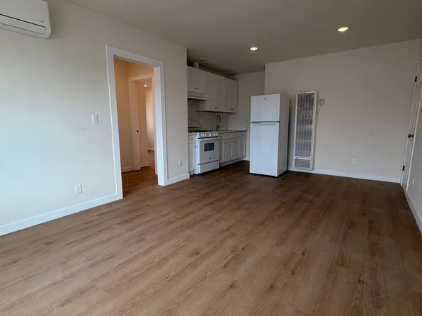 3950 S. Hillcrest Dr., Llc, 3950 S Hillcrest Dr #16, Los Angeles, CA 90008