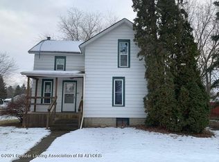 201 Floral Ave, Saint Johns, MI 48879