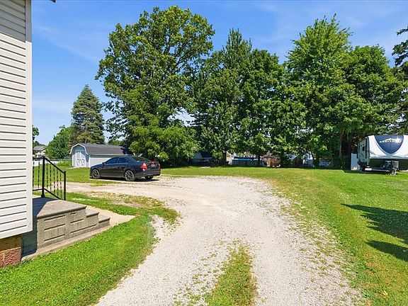 2nd image of 33 Marvin Ave
