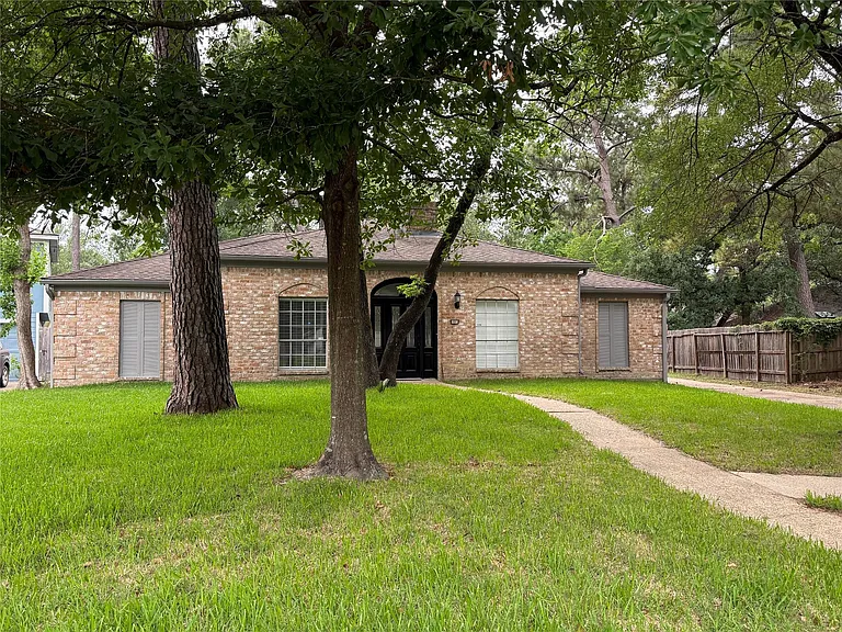 1847 Spruce Knob Dr — Photo 1