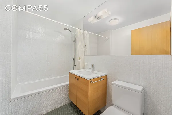 Rented by Compass | media 32