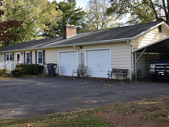 5th image of 7549 Pilcher St