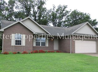 10655 Tecumseh Dr, Newburgh, IN 47630
