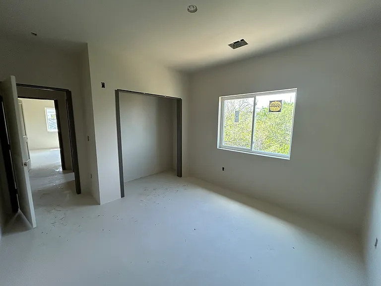 6950 Hickman Rd #303A — Photo 11