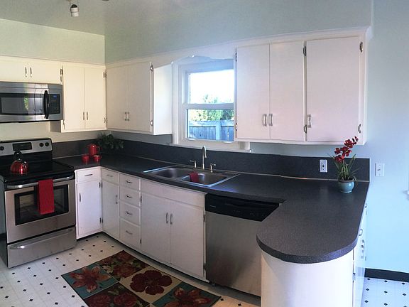 2nd image of 1745 S Cushman Ave