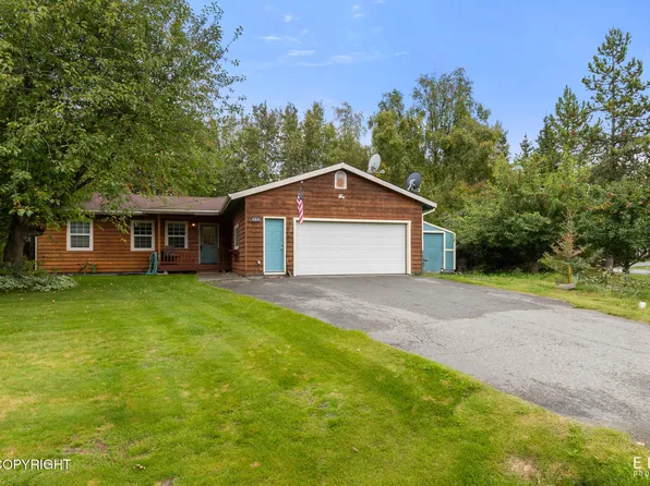 925 E Goldendale Dr, Wasilla, AK 99654